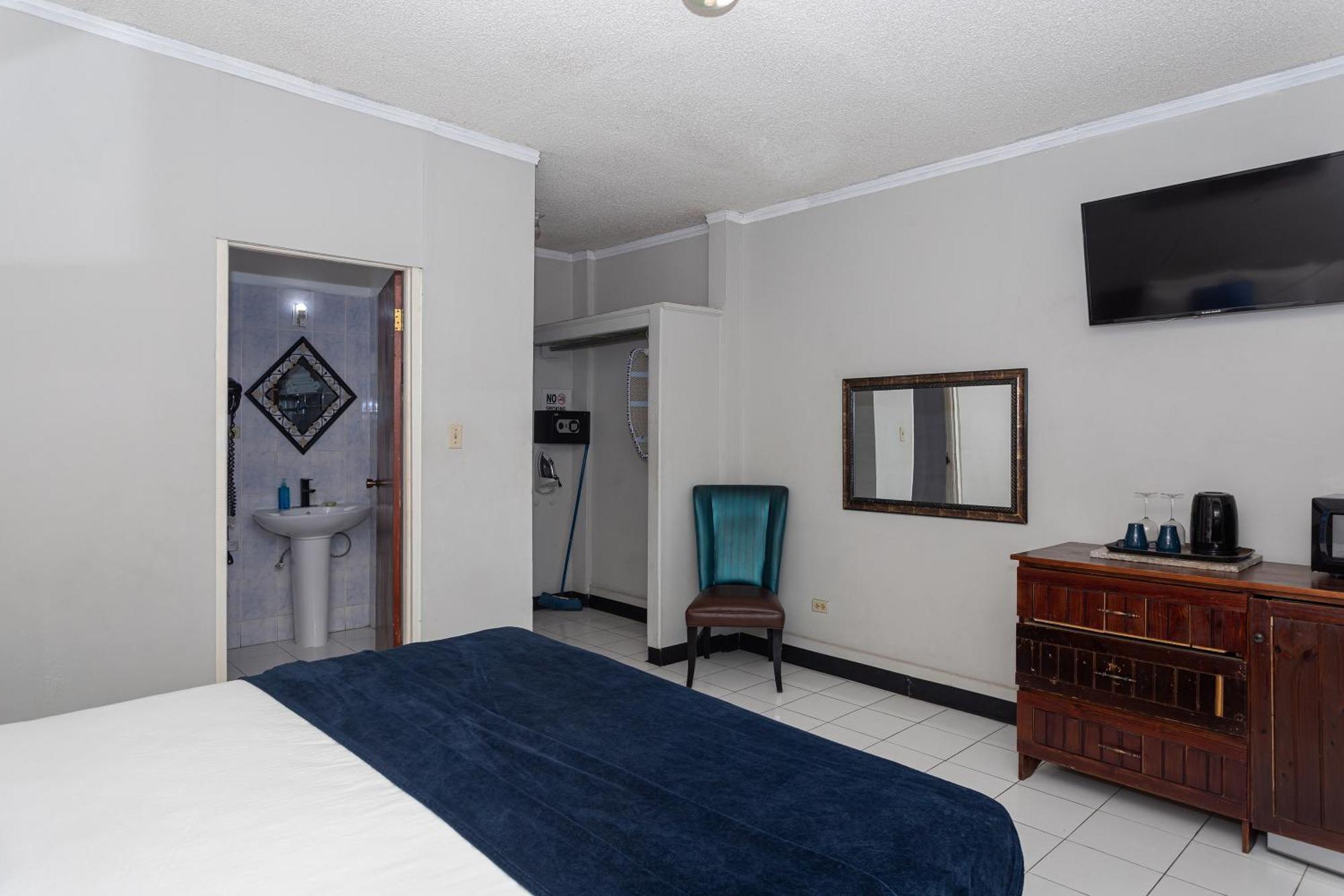 Отель Caribic House Бухта Монтего Экстерьер фото